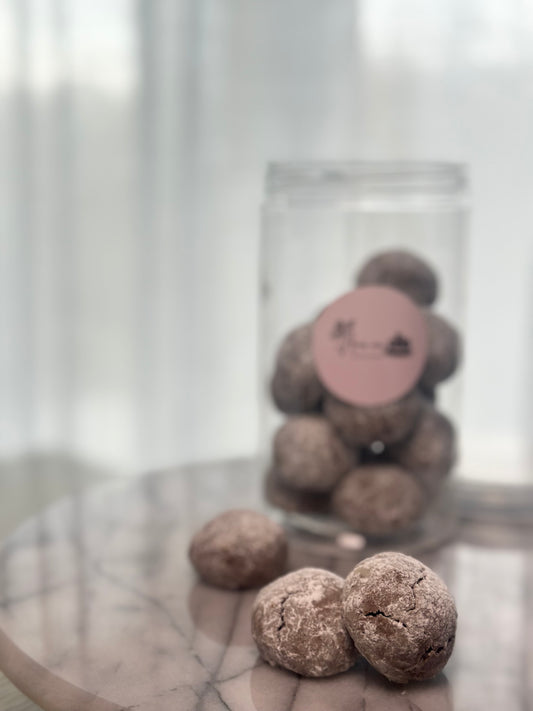 (Pre-order) ‘Chocolate Snowball Cookies (17-18 pcs)