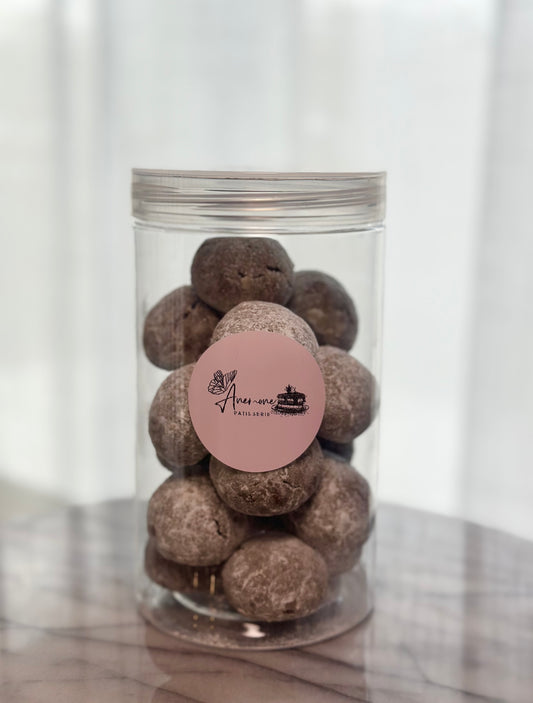 (Pre-order) ‘Chocolate Snowball Cookies (17-18 pcs)